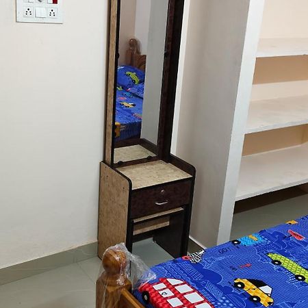 Sri Annai Home Stay I Tiruvannāmalai Extérieur photo